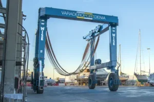 Wise 150 tonnes travelift